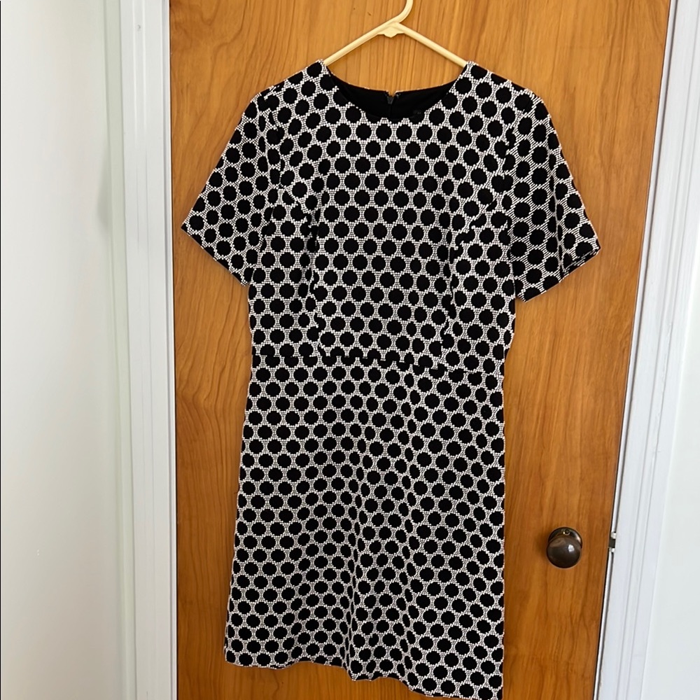 Elegant Black and White Patterned Dress